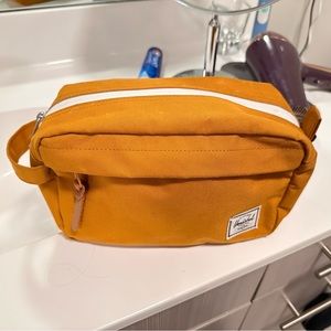 Herschel Supply Toiletries Bag